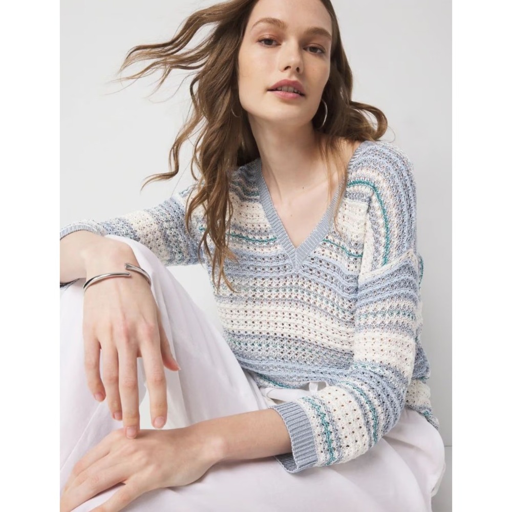 White House Black Market WHBM sweater womens XS blue 570389315 V neck stripe $99